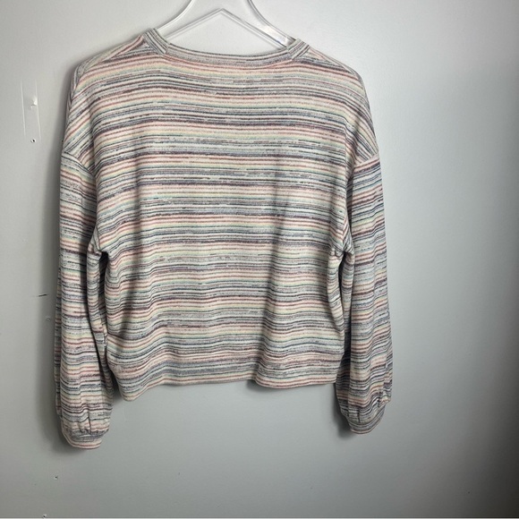 Madewell Bubble-Sleeve Crop Top in Rainbow Stripe size Large - Picture 3 of 3